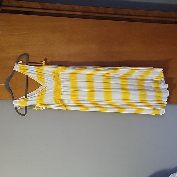 Sundress - Picture 2 of 3